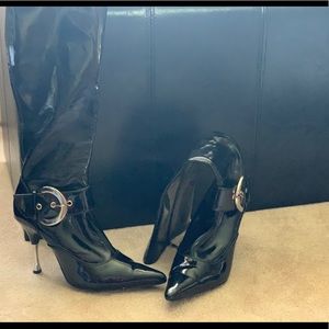 Black High Heeled Boots